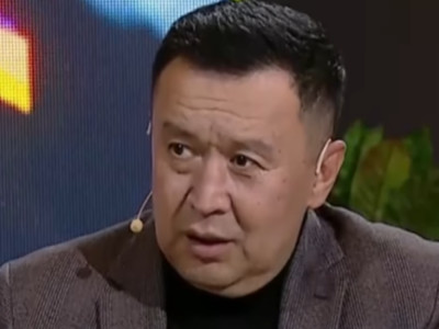 «Тойына шақырған жоқ»: Сәбит Әбдіхалықов тұрмысқа шыққан Айгүл Иманбаева туралы айтты