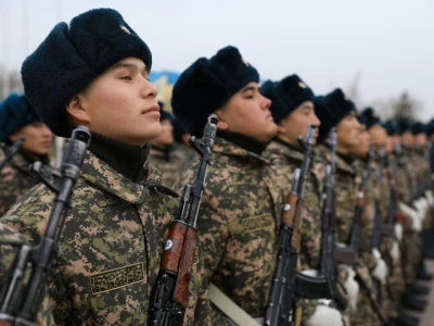 Елімізде әскерге 20 жастан бастап шақыру  ұсынылды
