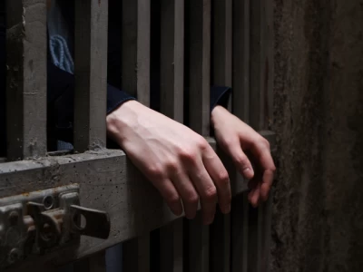 Алматыда 23 жастағы қыз 58 жастағы көңілдесін пышақтап өлтірді