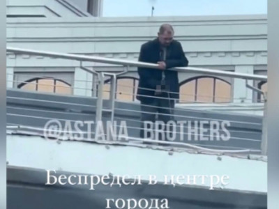 Астанада көпір үстінде тұрып дәрет сындырған ер адам 30 тәулікке қамауға алынды