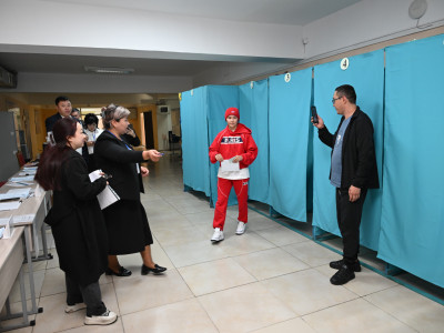 "Қазақстандықтарды азаматтық парызын орындауға шақырамын" – Назым Қызайбай