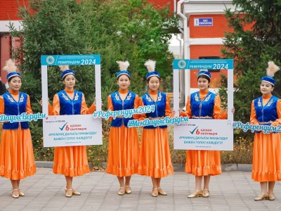 Семейдегі сайлау учаскесінде жастар флешмоб ұйымдастырды