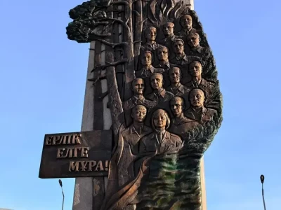 Абай облысында  орманшылар мен өрт сөндірушілерге ескерткіш ашылды