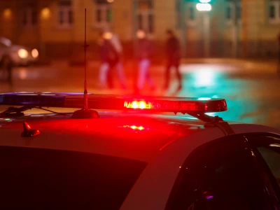 Полицейлер келінін перзентханаға апармақ болған қарияға көмектесті