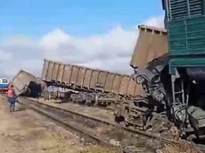 Сарысу разъезі маңында тепловоз бен локомотив соқтығысты