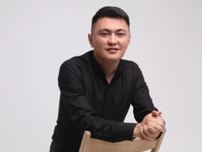 Дәулет Мұқаев Жарқынбек Амантайұлымен Қытайда кездесті