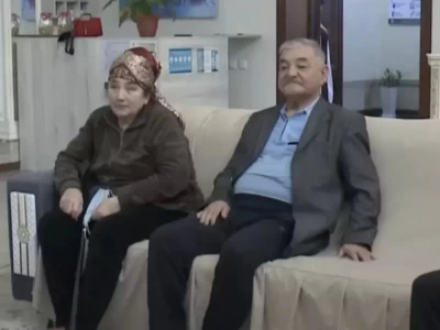 Қарттар үйіндегі қариялар үйленді