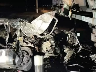 Ақмола облысында пойыз жеңіл көлікті жаншып, 3 адам қаза болды
