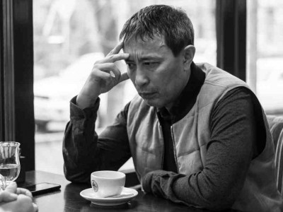 «Қоянбаевтың киноларына бармаңдар»: режиссер Ермек Тұрсынов жастарға кеңес берді