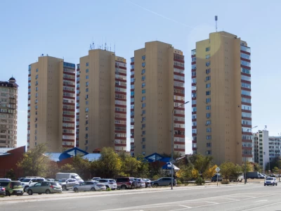 Ақтау әкімдігі жалғызбасты ананы үй кезегінен заңсыз шығарып тастаған