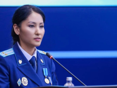 «Аямайтын жандар бар»: Бишімбаев ісіндегі прокурор Аналар форумында сөз сөйледі