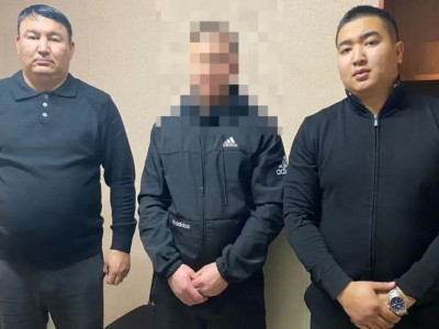 Қарағанды тұрғыны әйелге шабуыл жасап, сырғасын шешіп әкеткен