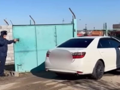 Қонаевта перзентханадан шыққан кортеж жүргізушілері куәлігінен айырылды