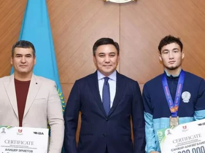 Бокстан әлем чемпионы атанған Санжарәлі Бегалиевке қомақты сыйақы берілді