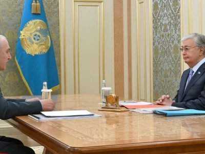 Мемлекет басшысы Қорғаныс министрін қабылдады