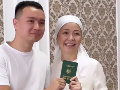 «Тіл табыса алмадық»: Әсел Сәдуақасова күйеуімен ажырасып кетті