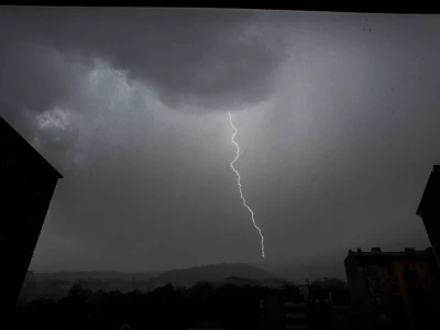 Еліміздің 15 өңірінде ауа райына байланысты дауылды ескерту жарияланды