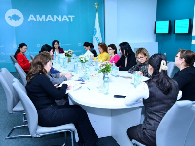 «AMANAT»: Қыз-келіншектердің мәселесімен айналысатын жұмысшы топ құрылды