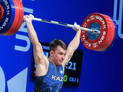 Қазақстандық ауыр атлет әлем чемпионатының күміс жүлдегері атанды