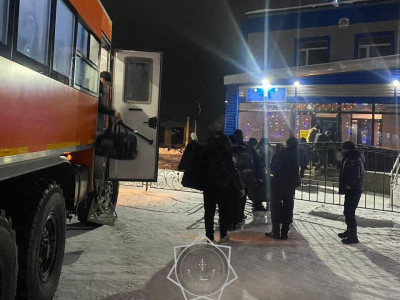 Қарағанды ​​облысында бұзылған автобустың жолаушылары құтқарылды