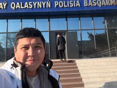 Ақтаудағы ұшақ апатын дронмен түсірген блогер бостандыққа шықты