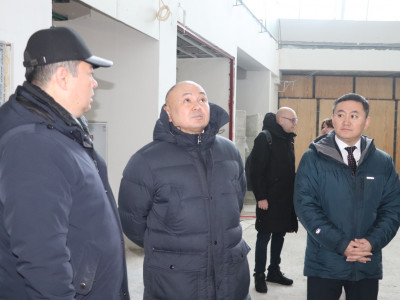 Мәжіліс депутаттары Өскемен қаласындағы гемотологиялық орталықтың құрылысымен танысты