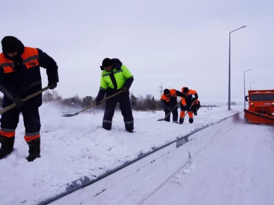 Мереке күндері республикалық автожолдардан 6,2 млн текше метр қар шығарылды
