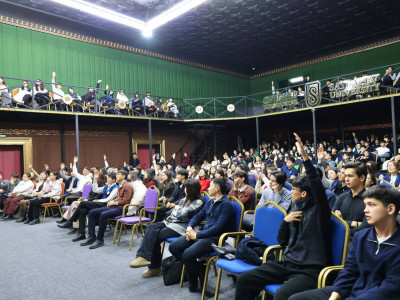 «Жұмысшы мамандықтары жылы»: Алматыда талапкерлерге кәсіби бағдар жасауға арналған семинар өтті