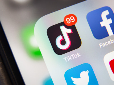 TikTok жасөспірімдер ең көп қолданатын платформа атанды
