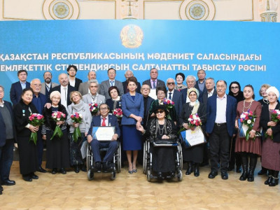 Аида Балаева әдебиет пен өнер қайраткерлерін Президент айқындаған құндылықтарды насихаттауға шақырды