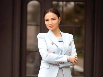 «Мені түрмеге отырғызғаннан үйіңді қайтара алмайсың»: Жұлдыз Әбдікәрімова тағы да алданғанын айтты