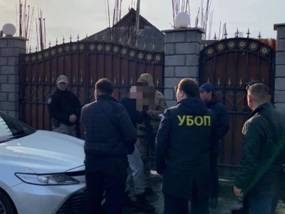 Үштөбе қаласында кәсіпкерді бопсалаған блогер ұсталды (ВИДЕО)