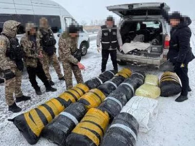Астанаға есірткі жеткізетін курьерден 1,6 тонна марихуана тәркіленді