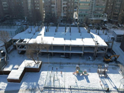 Алматыда ұзақ уақыт салынған ірі құрылыс бұзылады