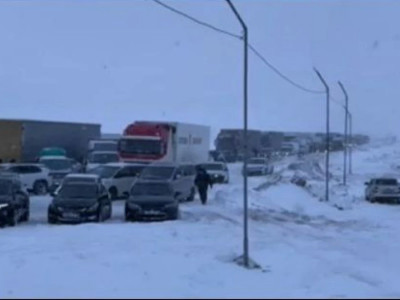 Абай облысында 200 көлік жолда тұрып қалды