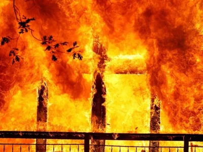 Астананың сол жағалауындағы тұрғын үй кешенінде өрт шықты