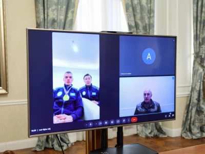 "Жарайсың, балам!": Қорғаныс министрі Владислав Киреевті Азия ойындарындағы жеңісімен құттықтады
