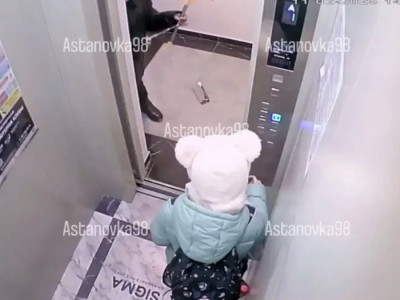 Астанада 5 жасар баланың кескілеп тастаған жасөспірім тағы бір қыз баланы пышақтамақ болған