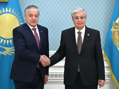 Мемлекет басшысы Тәжікстанның Сыртқы істер министрін қабылдады