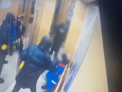 Астанадағы лифтте жарақаттанған бала ауруханадан шығарылады