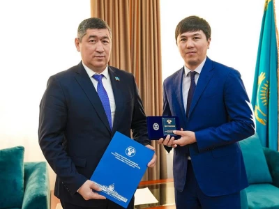 Әлем чемпионы Мерей Ақшаловқа құрмет белгісімен марапатталды