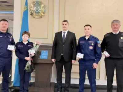 Маңғыстаулық құтқарушылар Әзербайжан министрінің марапатын алды