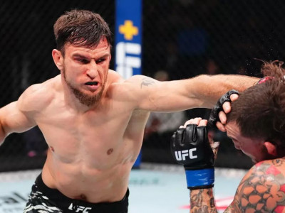 Қазақстандық спортшы UFC-де нокаутпен жеңіліп, жекпе-жектен кейін төбелес шығарды