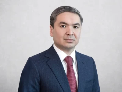 Ерсайын Нағаспаев Өнеркәсіп және құрылыс министрі болды