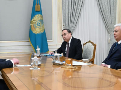 Президент Дипломатия институтының директоры Алексей Волковты қабылдады