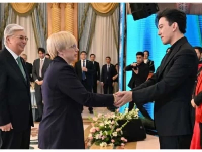 Димаш Құдайберген Ақордада өнер көрсетті