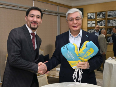 Мемлекет басшысы Жәнібек Әлімханұлын жеңісімен құттықтады
