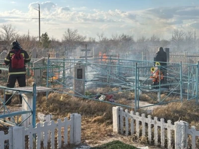 Екібастұзда ескі зират аумағында өрт болды