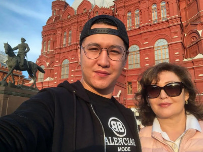 «Ұлымды аңдып, артынан қалмады»: Шәріп Серіктің анасы Әлия Бутаева туралы күтпеген мәлімдеме жасады
