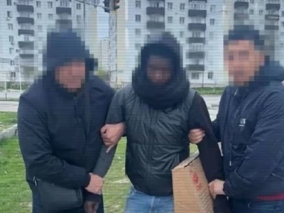 Шымкентте есірткі сатқан кәсіби футболшы мен актер ұсталды